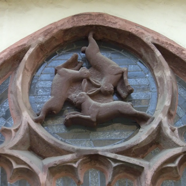Fig. 8  ”Fereastra cu trei iepuri”, Catedrala din Paderborn, sec. XIII